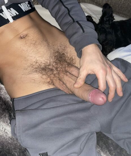 Fit guy showing hairy dick